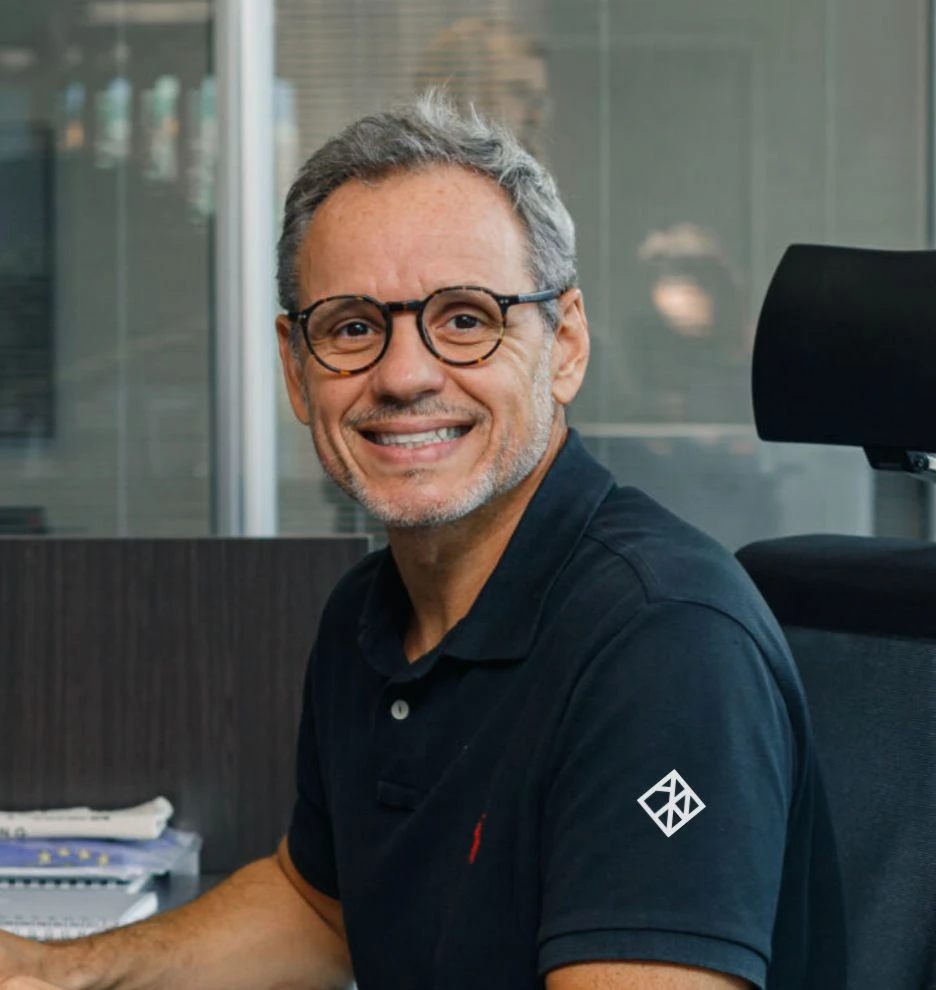 Silvio Eduardo - Diretor Financeiro